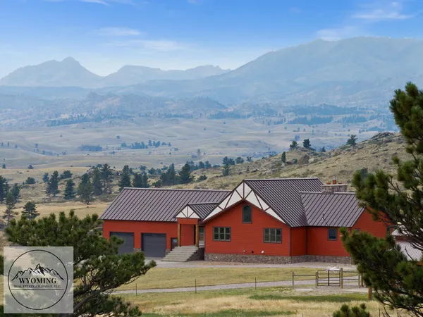 $1,250,000 | 32 Vista Grande Way, Wheatland, WY 82201