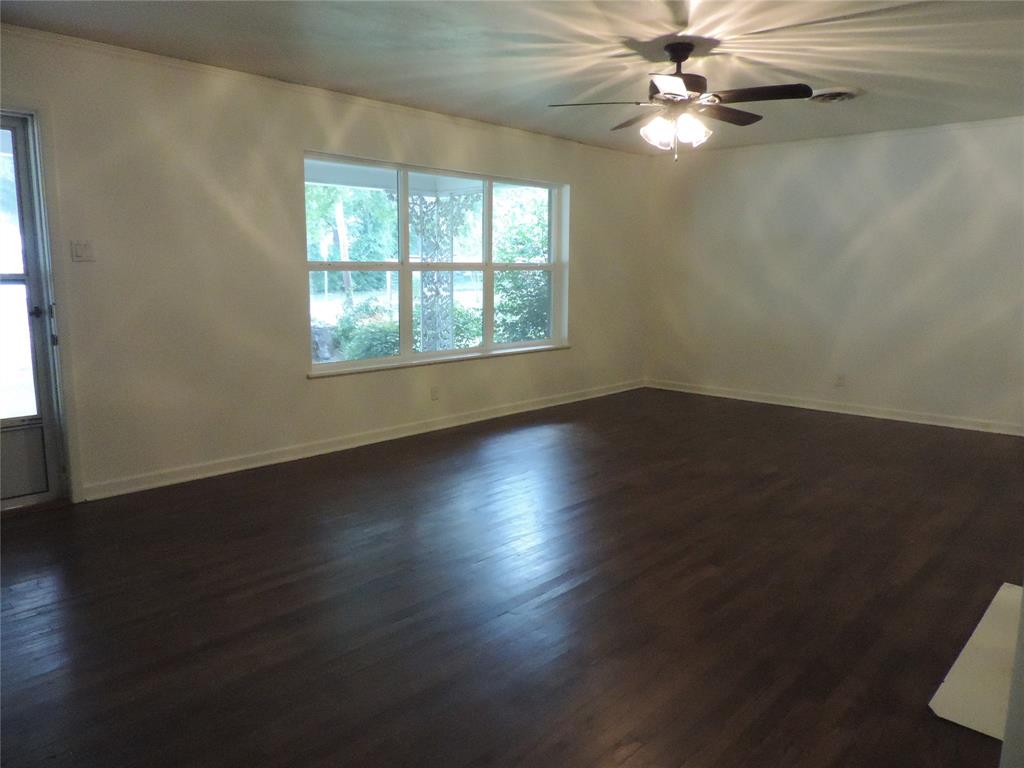 581 Alexander Road Stephenville, TX 76401 - Photo 11 of 34
