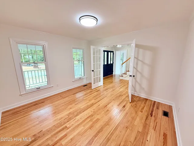 $875,000 | 273 West Rock Creek Road, New Bern, NC 28562