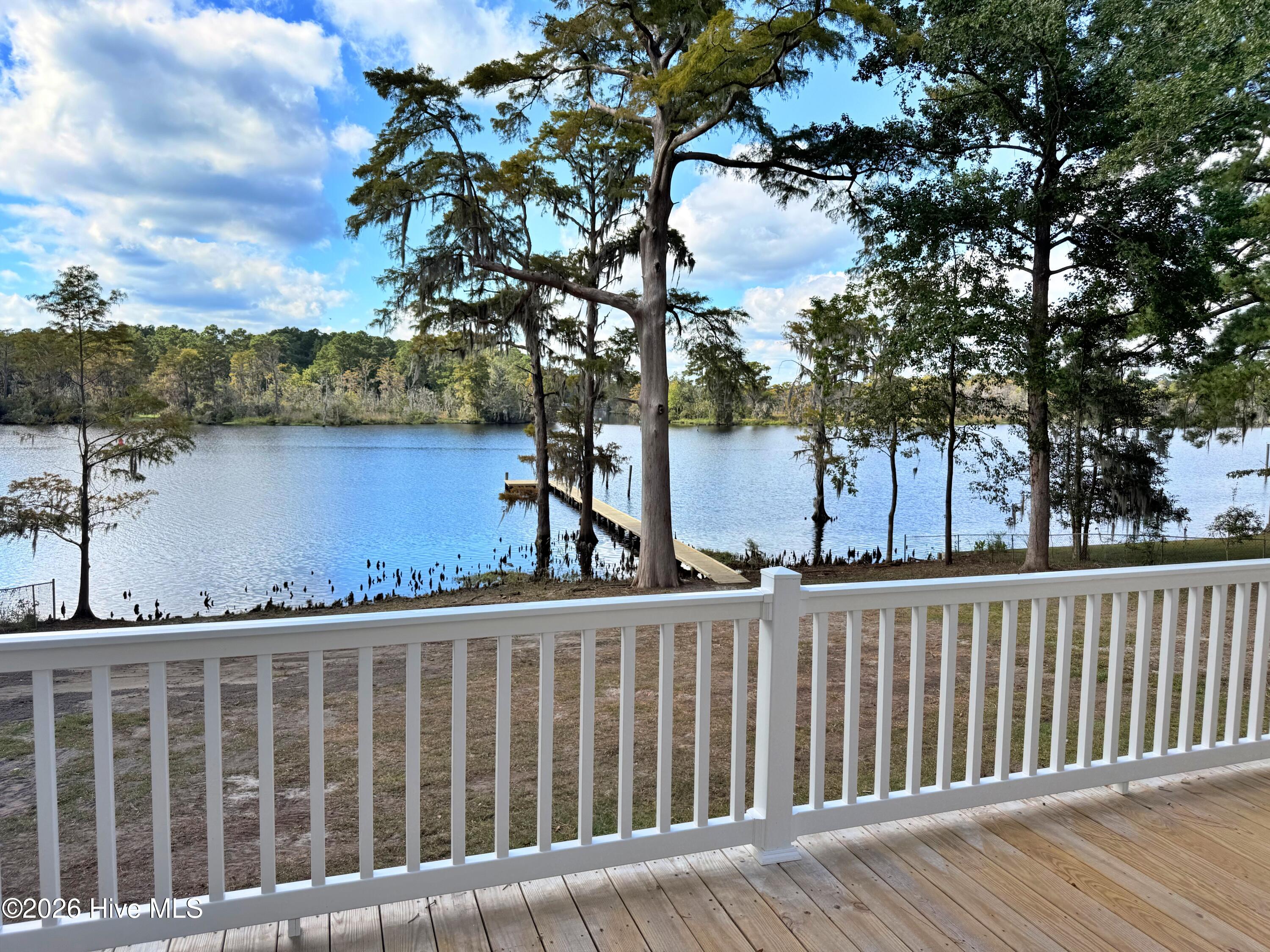 273 West Rock Creek Road New Bern, NC 28562 - Photo 2 of 43 Porchview