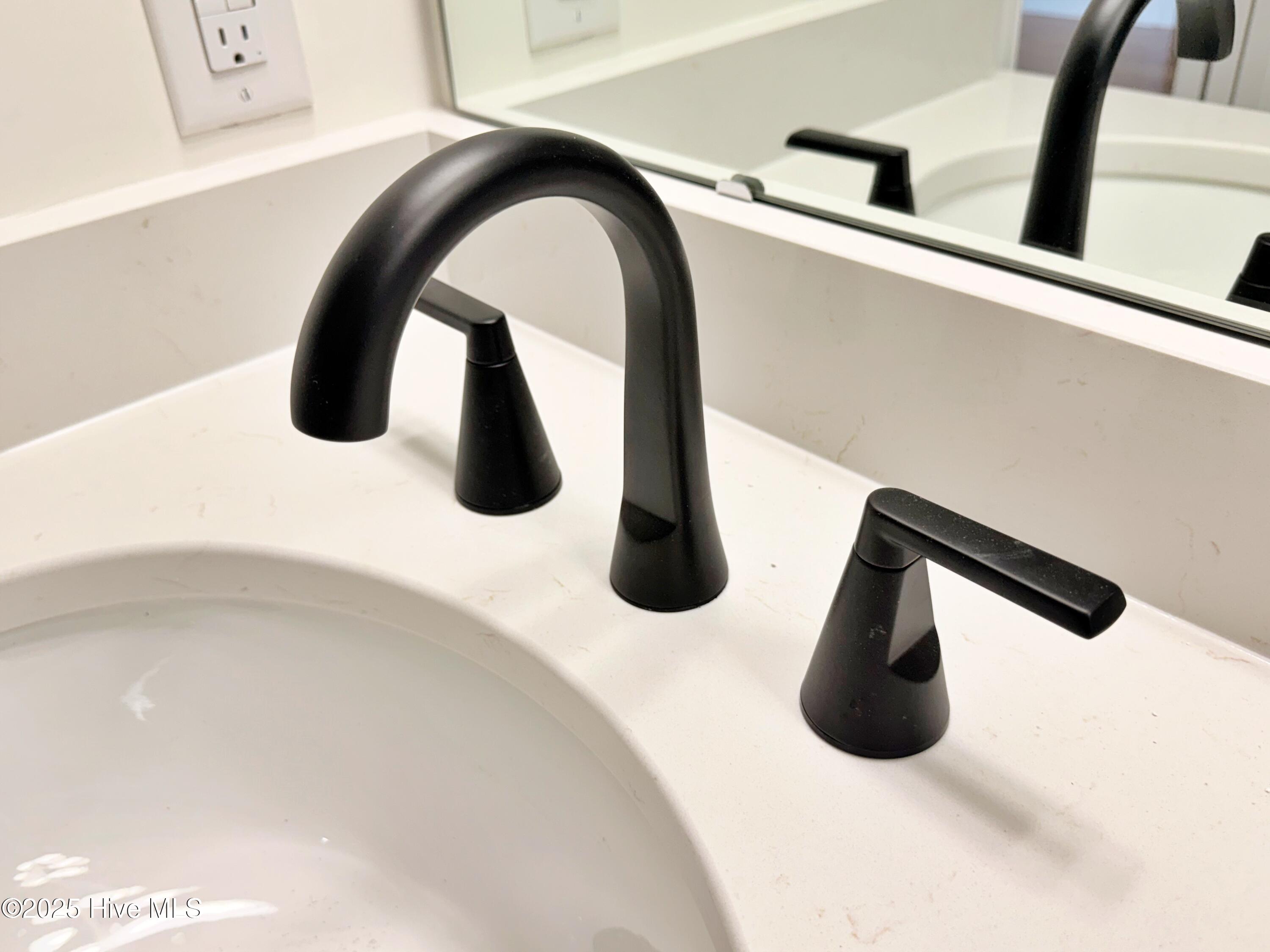 273 West Rock Creek Road New Bern, NC 28562 - Photo 28 of 43 NICE PLUMBING FIXTURES