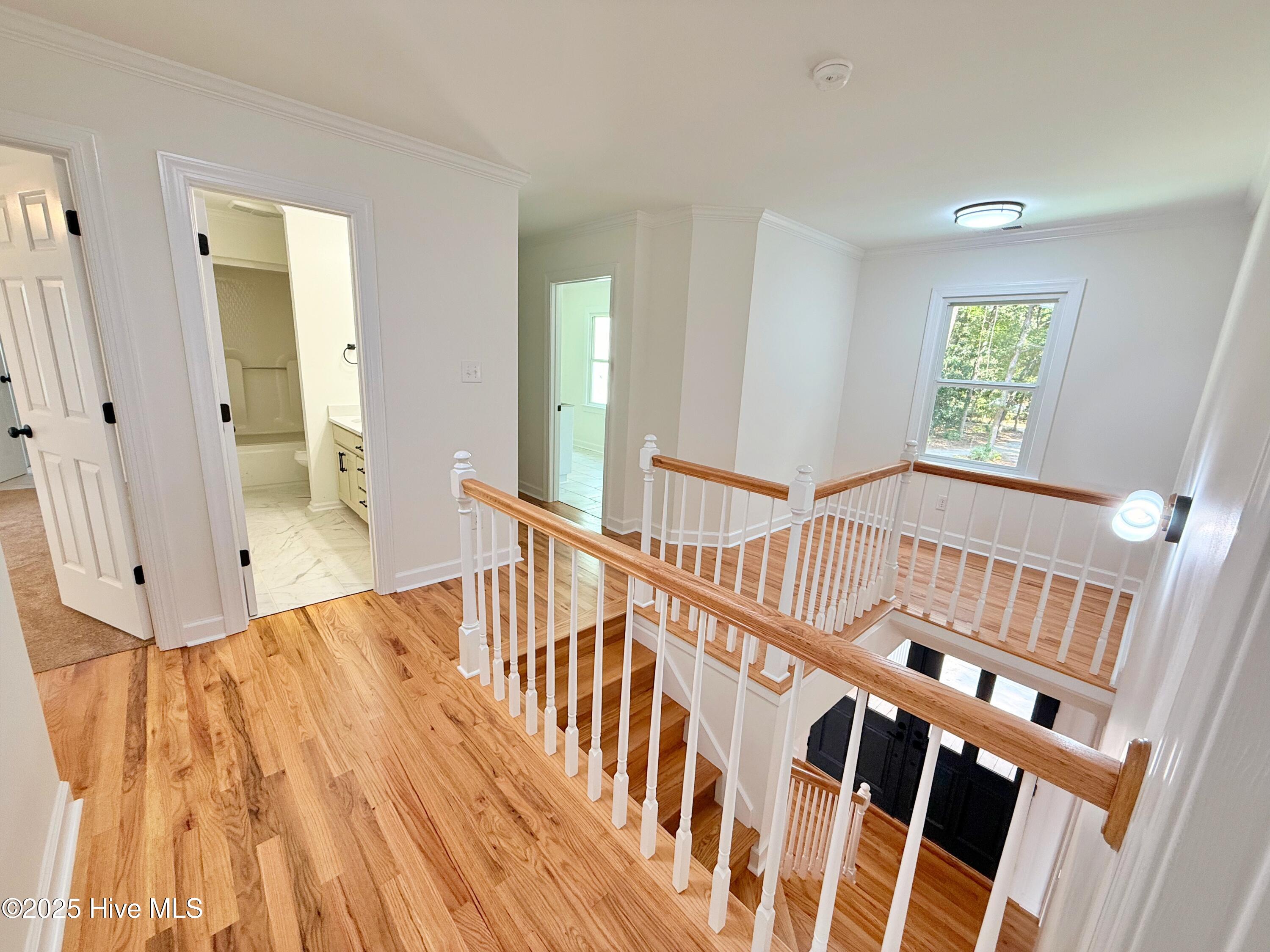 273 West Rock Creek Road New Bern, NC 28562 - Photo 29 of 43 UPSTAIRS LANDING