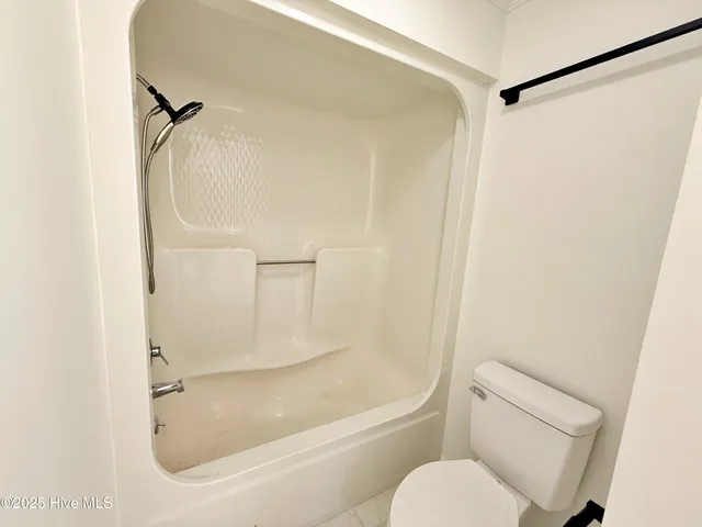 $875,000 | 273 West Rock Creek Road, New Bern, NC 28562