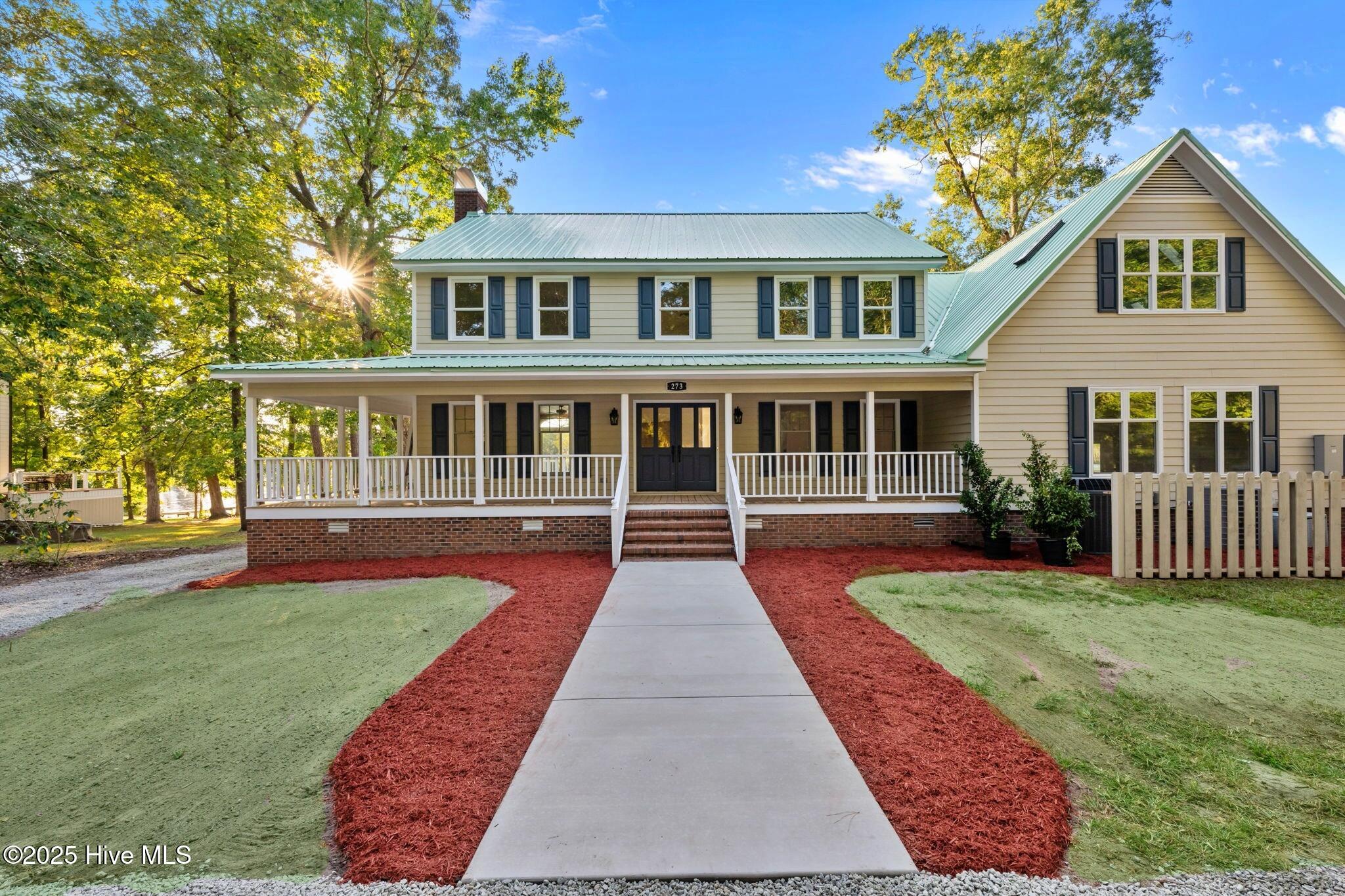 273 West Rock Creek Road New Bern, NC 28562 - Photo 42 of 43 Front of Home (1)
