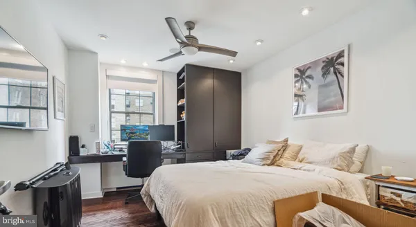 $4,450 | 219-29 South 18th Street, Unit 1412, Philadelphia, PA 19103