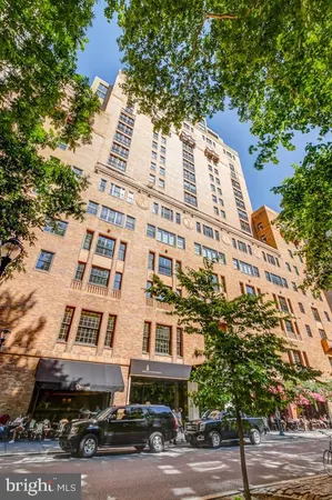$4,450 | 219-29 South 18th Street, Unit 1412, Philadelphia, PA 19103