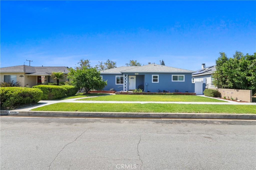 10006 Van Ruiten Street Bellflower, CA 90706 - Photo 2 of 41