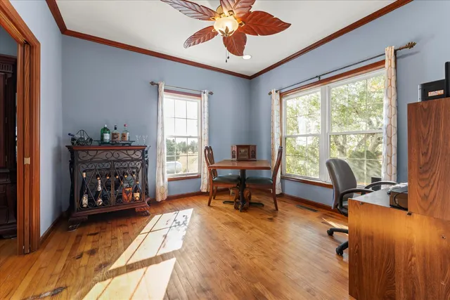 $410,000 | 1376 East 2950 North Road, Mansfield, IL 61854