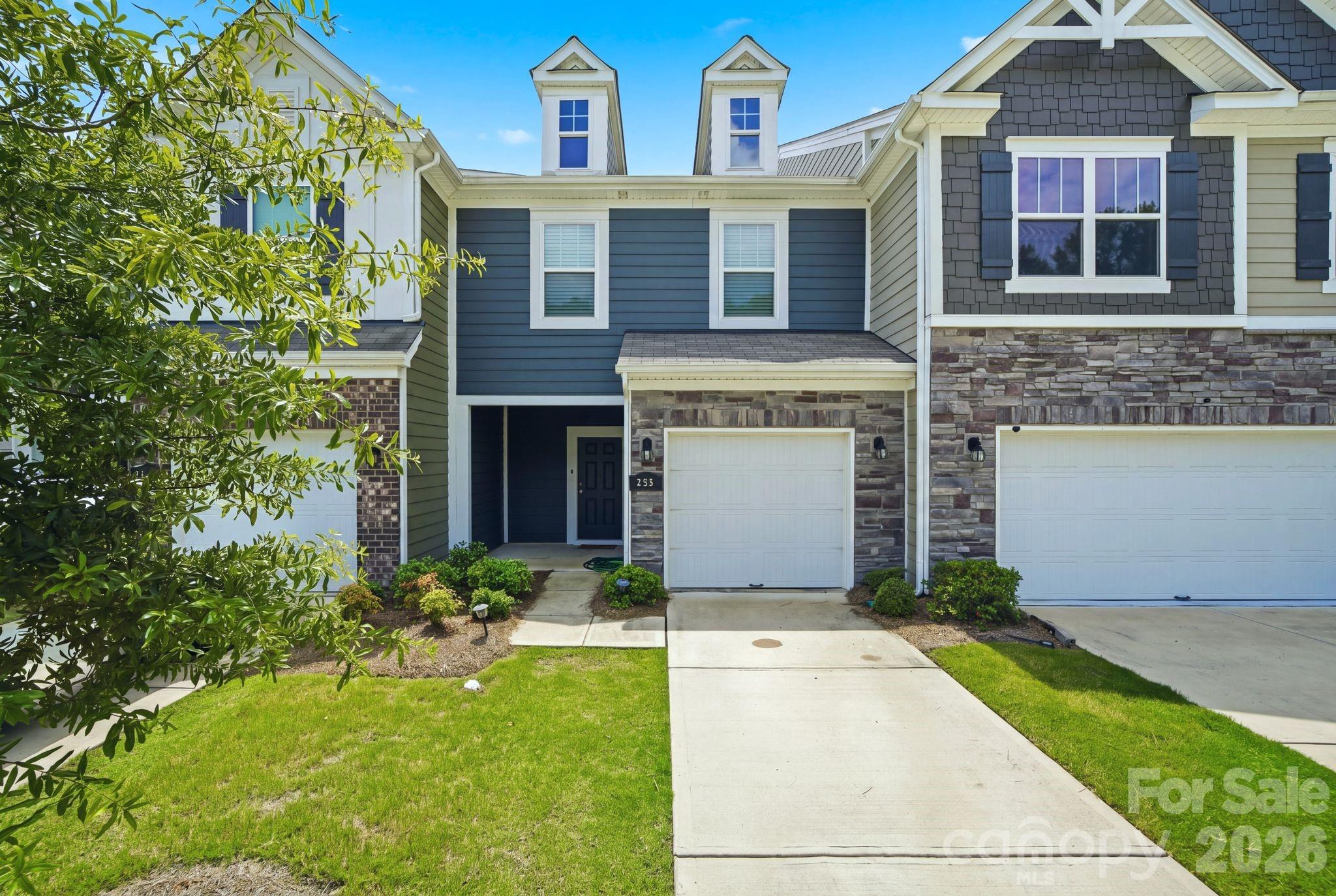 235 Quinn Road Matthews, NC 28104 - Photo 2 of 27 Gallery Image 2