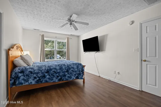 $400,000 | 2641 Lennoxville Road, Beaufort, NC 28516