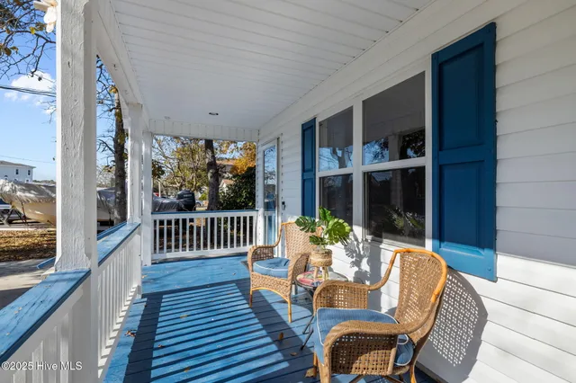 $400,000 | 2641 Lennoxville Road, Beaufort, NC 28516