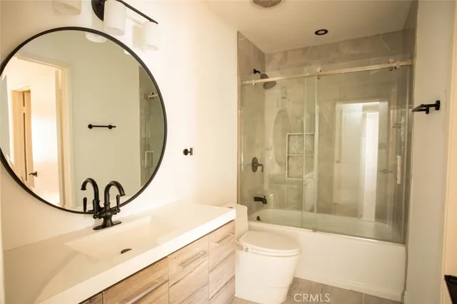 $3,200 | 10475 Newhome Avenue, Unit 6, Sunland, CA 91040