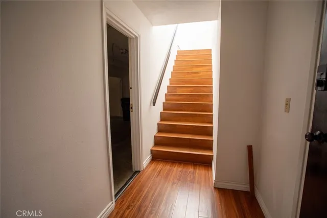 $3,200 | 10475 Newhome Avenue, Unit 6, Sunland, CA 91040