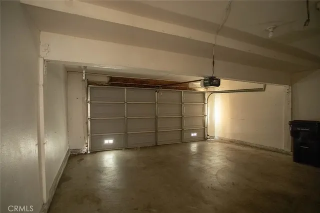 a view of a garage