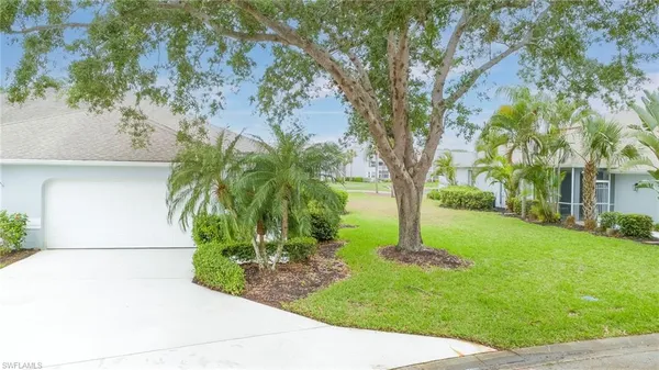 $349,900 | 20676 Candlewood Hollow, Estero, FL 33928