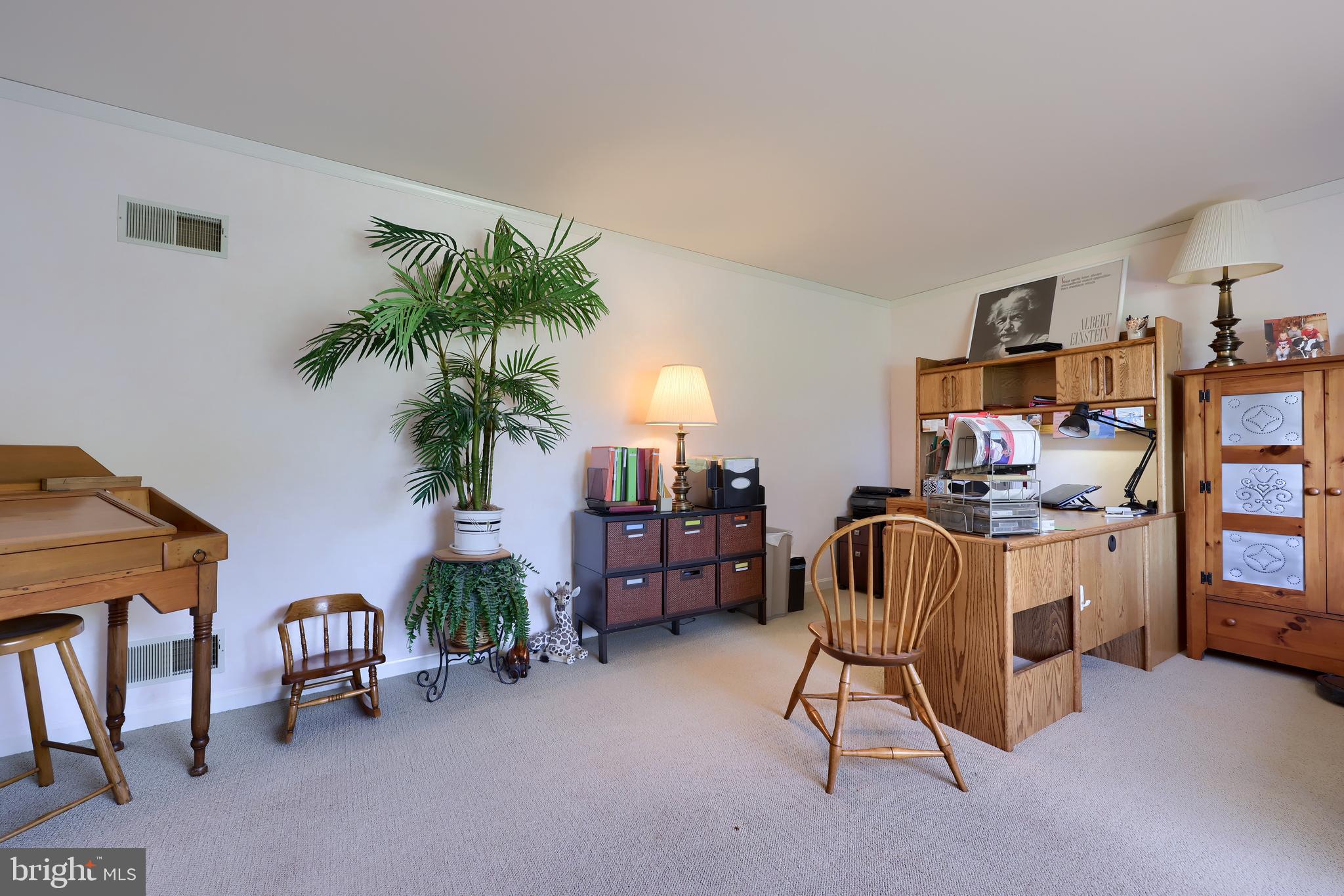 4 Kurtz Drive Lititz, PA 17543 - Photo 14 of 40 Living Room