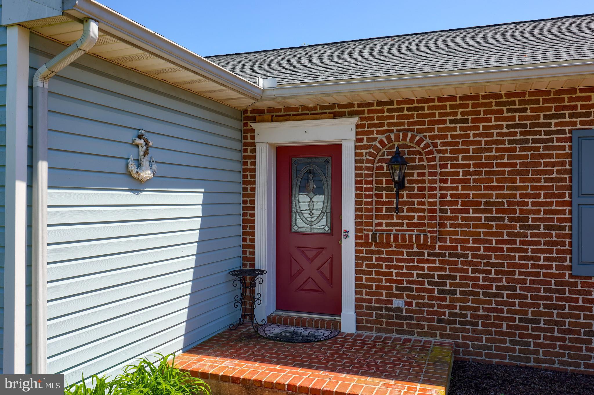 4 Kurtz Drive Lititz, PA 17543 - Photo 2 of 40 Brick Front Walk