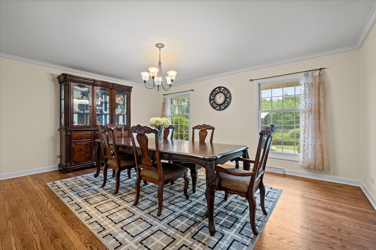 455 Rockefeller Road Lake Forest, IL 60045 - Photo 11 of 40 Gallery Image 11