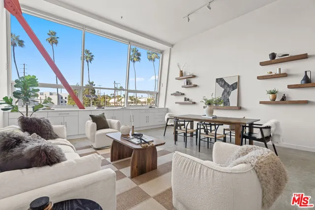 $1,379,000 | 615 Hampton Drive, Unit A309, Venice, CA 90291