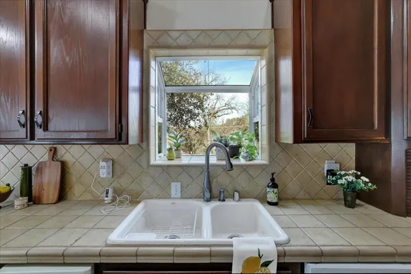 $1,025,000 | 12025 Wanderer Road, Auburn, CA 95602