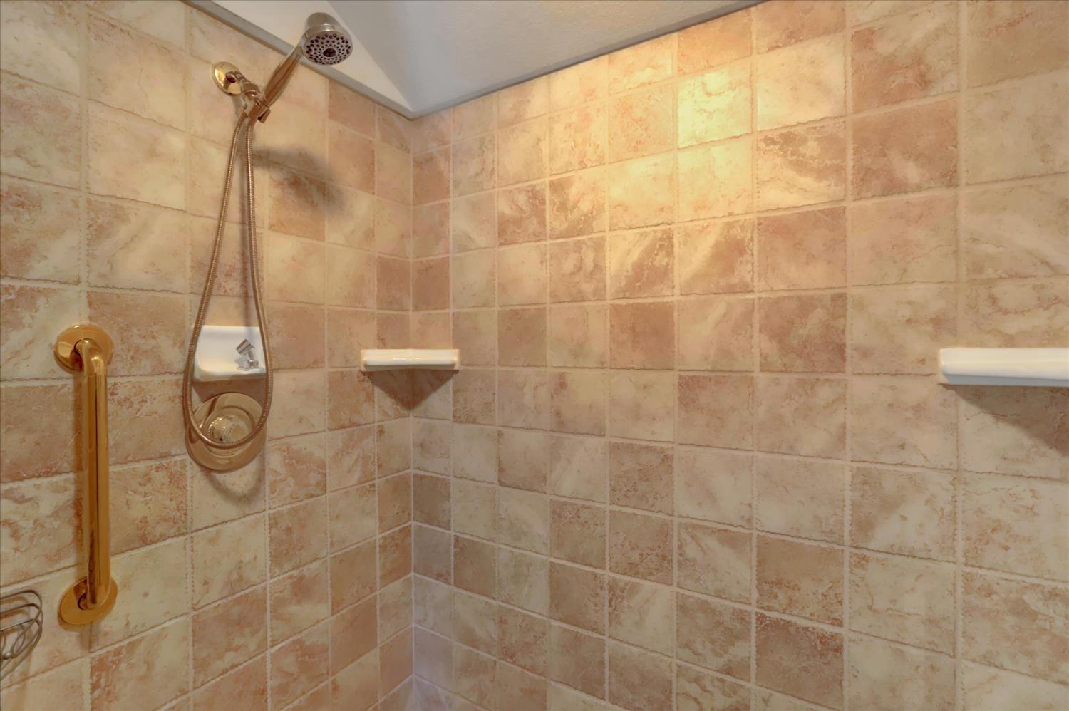 12025 Wanderer Road Auburn, CA 95602 - Photo 34 of 99