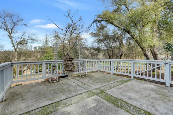 $1,025,000 | 12025 Wanderer Road, Auburn, CA 95602