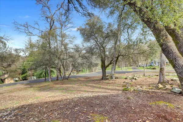 $1,025,000 | 12025 Wanderer Road, Auburn, CA 95602