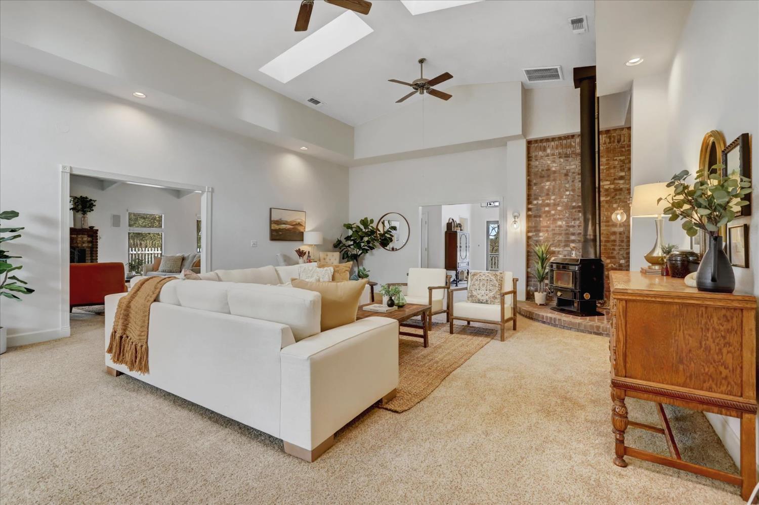 12025 Wanderer Road Auburn, CA 95602 - Photo 6 of 99