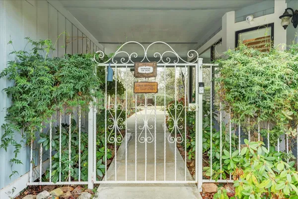 $1,025,000 | 12025 Wanderer Road, Auburn, CA 95602