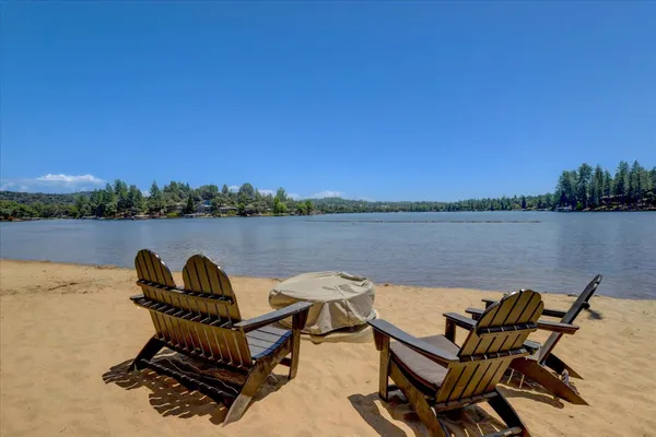 $1,025,000 | 12025 Wanderer Road, Auburn, CA 95602