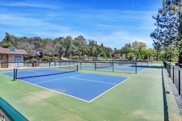 $1,025,000 | 12025 Wanderer Road, Auburn, CA 95602