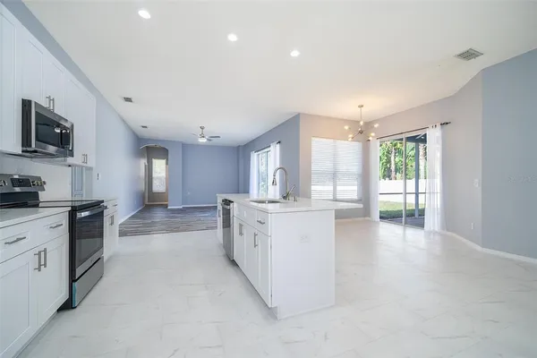 $4,400 | 8119 Lake Crowell Circle, Orlando, FL 32836