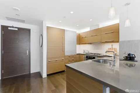 $949,000 | 435 China Basin Street, Unit 210, San Francisco, CA 94158