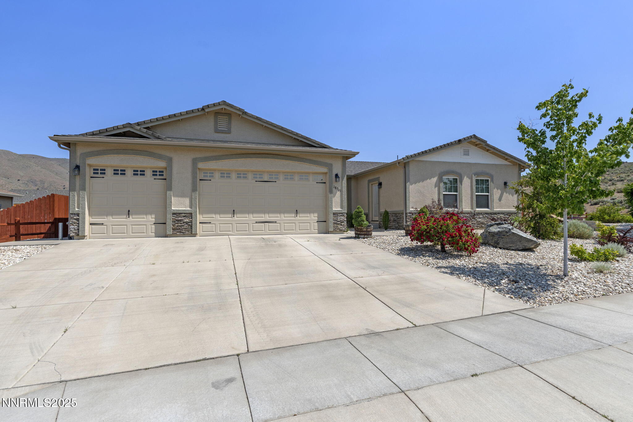 18501 Outpost Court Reno, NV 89508 - Photo 1 of 36 2-web-or-mls-DSC01823