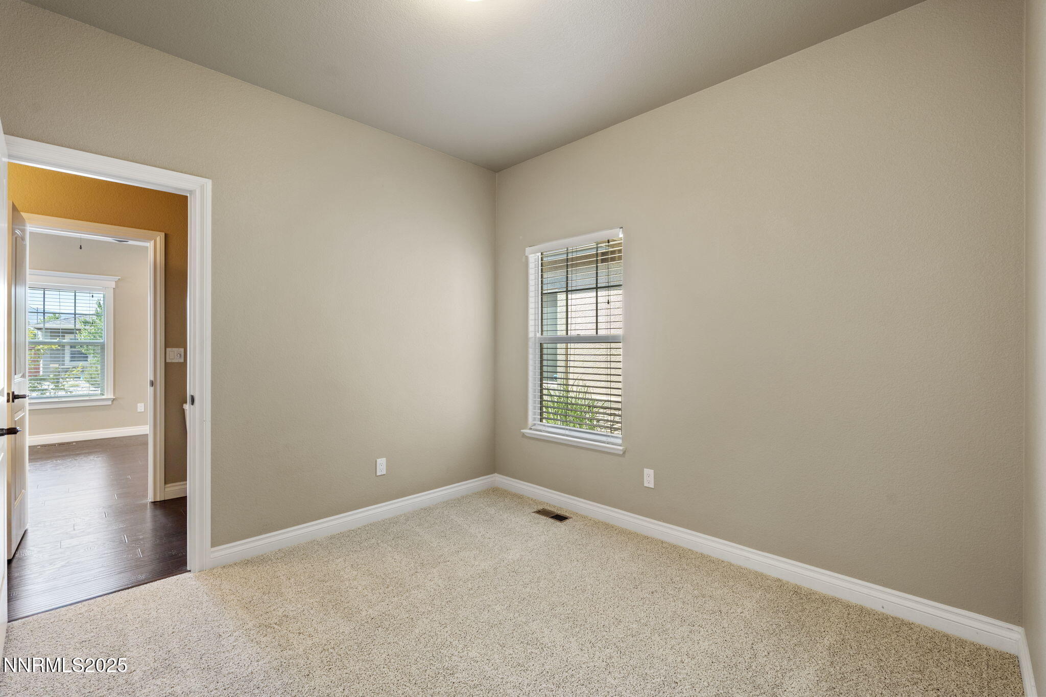 18501 Outpost Court Reno, NV 89508 - Photo 30 of 36 31-web-or-mls-DSC01718