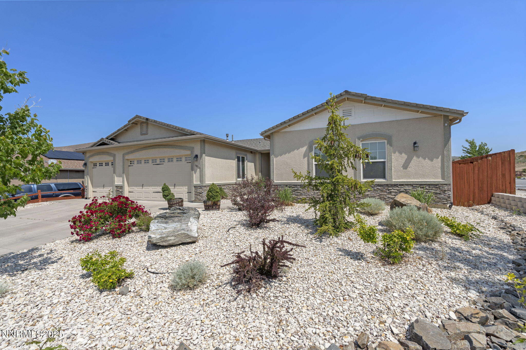 18501 Outpost Court Reno, NV 89508 - Photo 3 of 36 3-web-or-mls-DSC01813