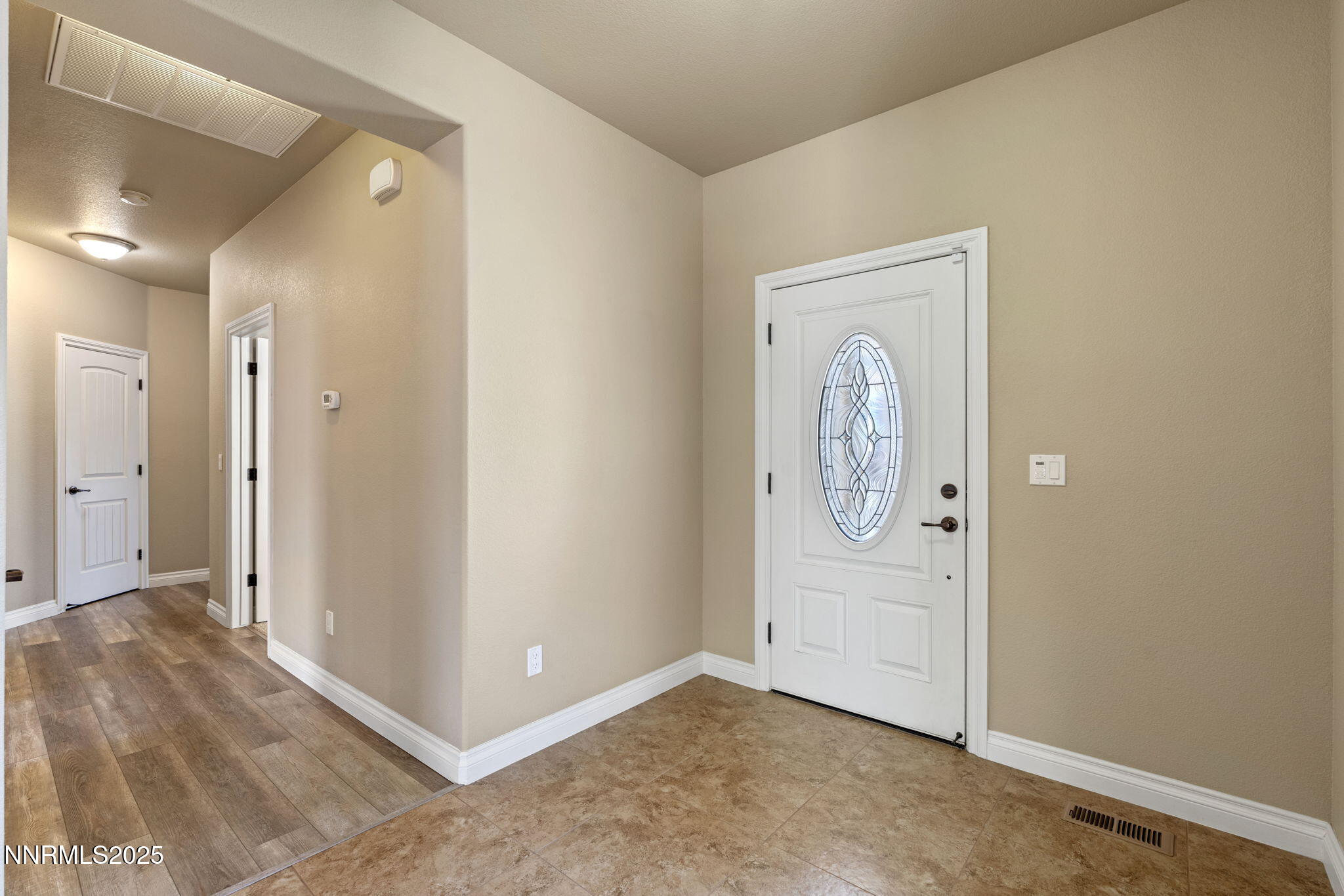 18501 Outpost Court Reno, NV 89508 - Photo 5 of 36 5-web-or-mls-DSC01708