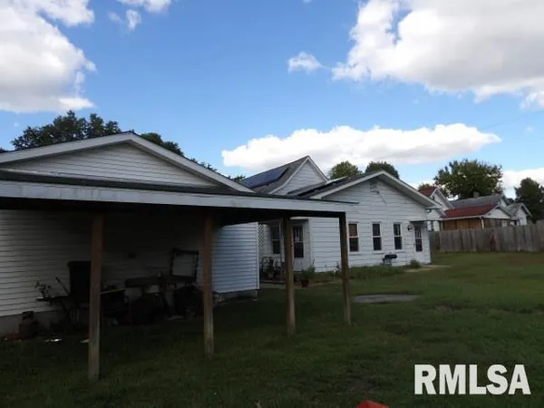 $65,000 | 205 West Washington Street, Carrier Mills, IL 62917