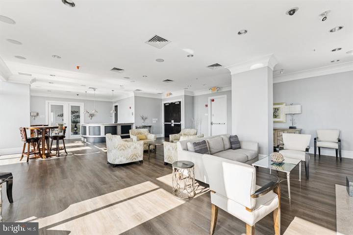 851 North Glebe Road, Unit 1812 Arlington, VA 22203 - Photo 30 of 37