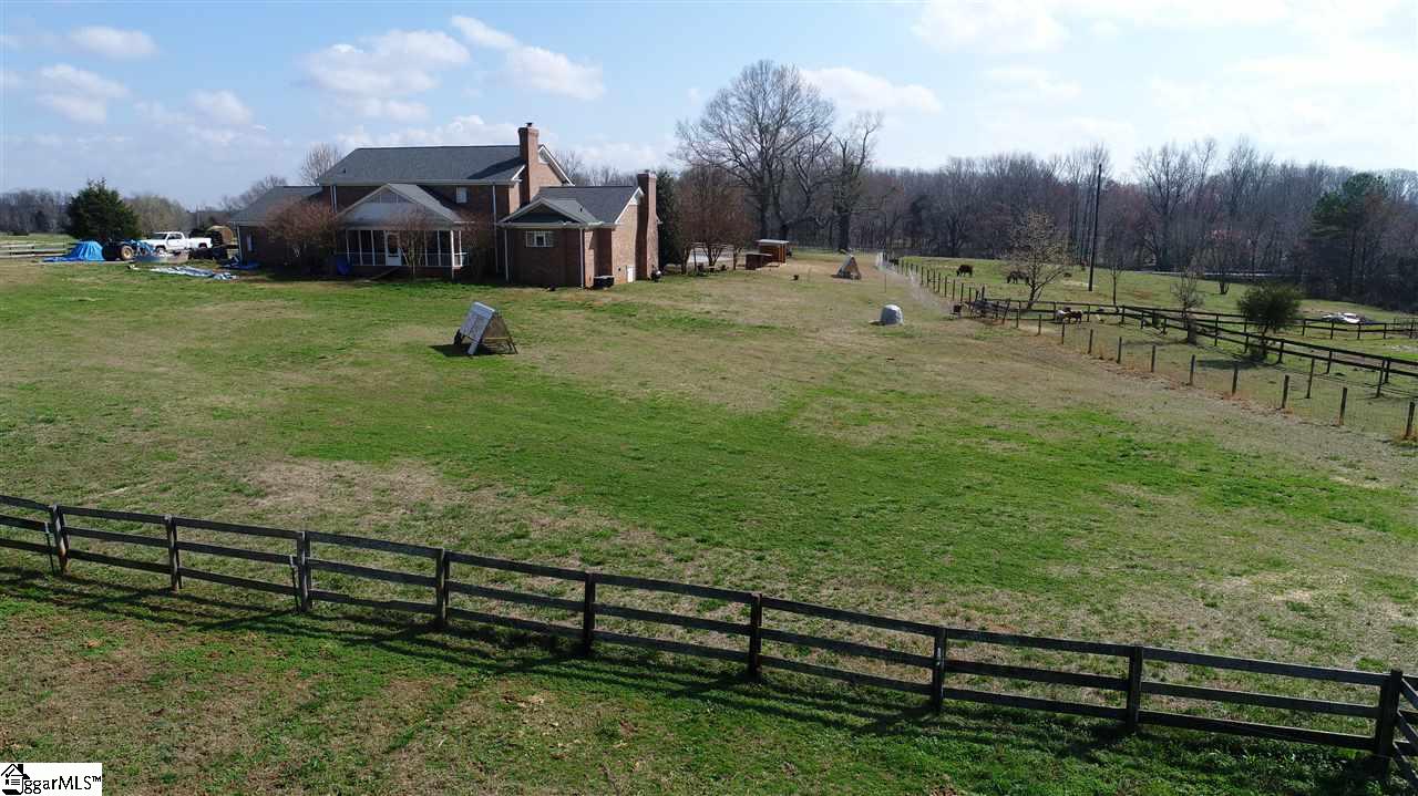323 Ray Road Piedmont, SC 29673 - Photo 8 of 36