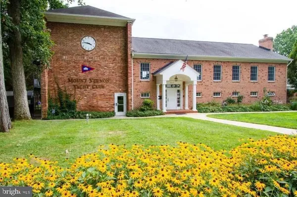 $1,549,000 | 9498 Lynnhall Place, Alexandria, VA 22309