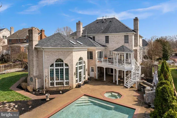 $1,549,000 | 9498 Lynnhall Place, Alexandria, VA 22309