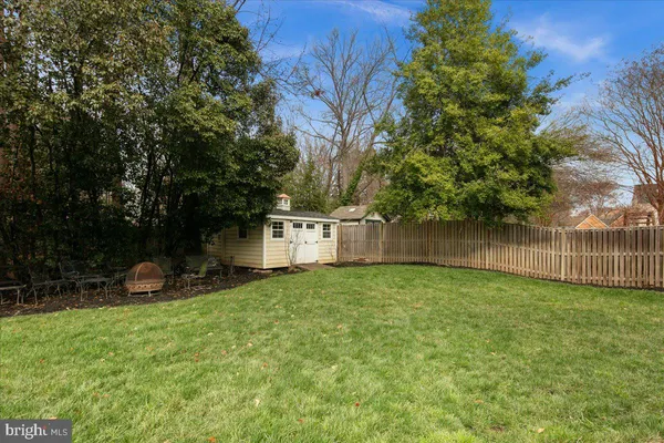 $1,549,000 | 9498 Lynnhall Place, Alexandria, VA 22309