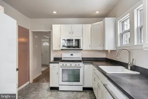 $350,000 | 726 Pennsylvania Avenue, Palmyra, NJ 08065