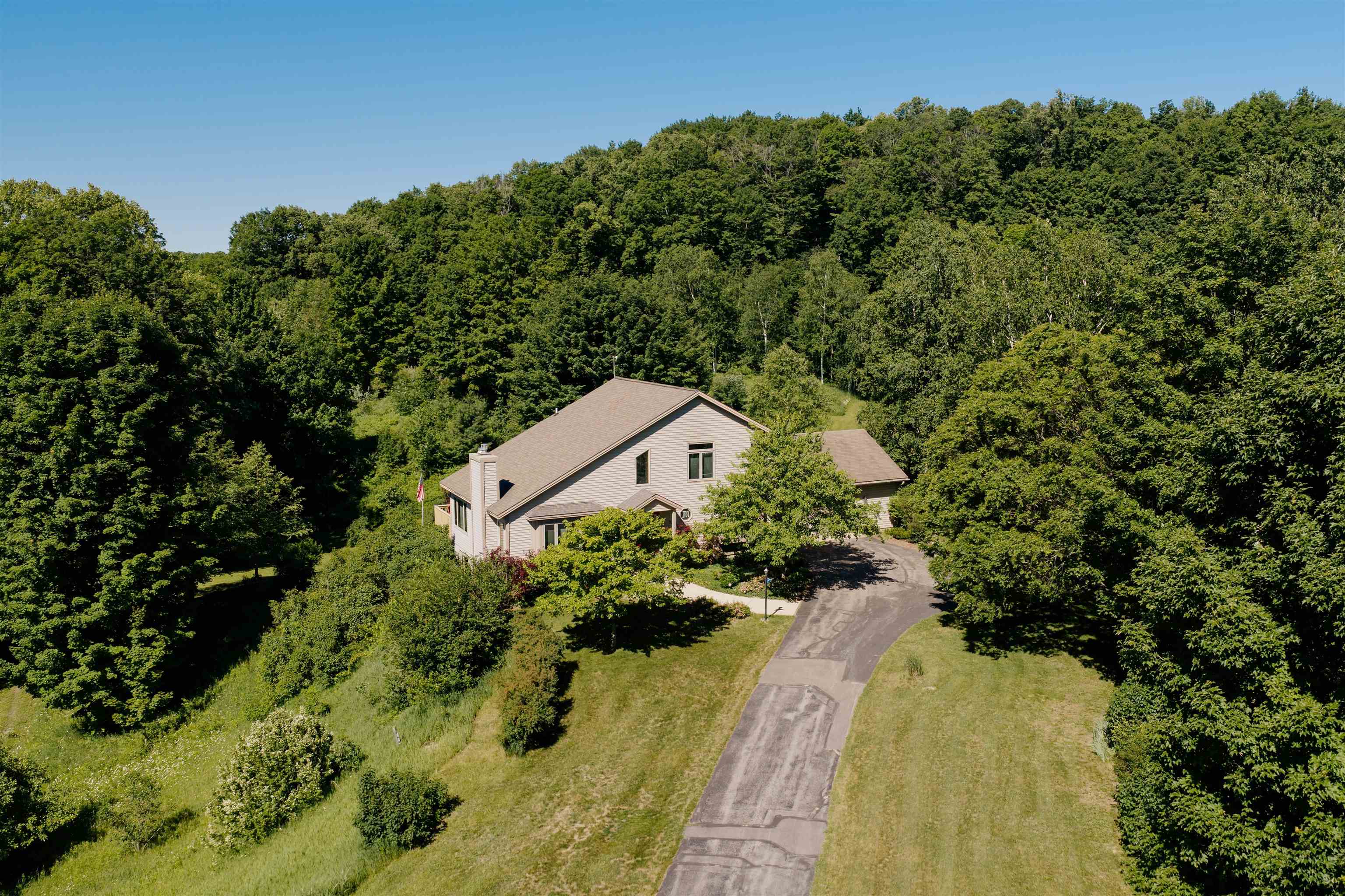 1133 Dracka Road Traverse City, MI 49685 - Photo 57 of 87 1947178-40c36820-2e3d-4040-a601-3abced3b65b5.JPG