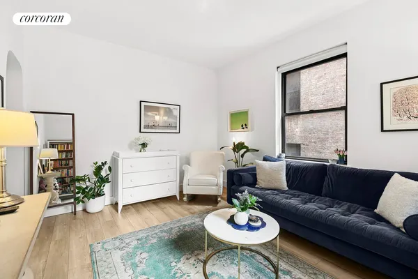 $445,000 | 854 West 181st Street, Unit 3E | Hudson Heights