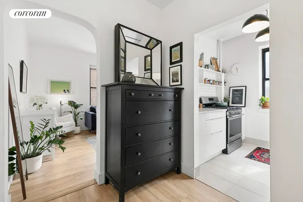$445,000 | 854 West 181st Street, Unit 3E | Hudson Heights
