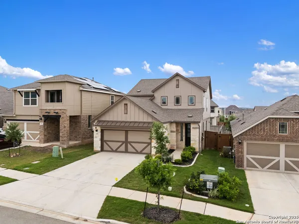 $2,800 | 2058 Egret Avenue, New Braunfels, TX 78132