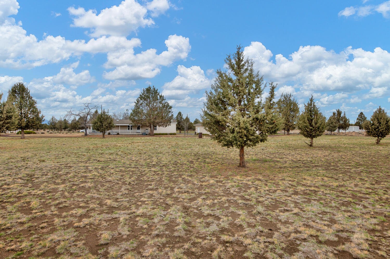 13925 Southwest Prairie Road Terrebonne, OR 97760 - Photo 31 of 37 13925 SW Prairie Rd-11