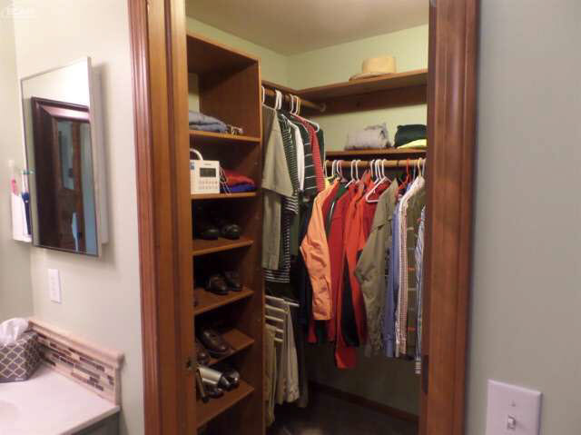 12030 Caldwaller Road Fenton, MI 48430 - Photo 33 of 52 21137160-32.JPG